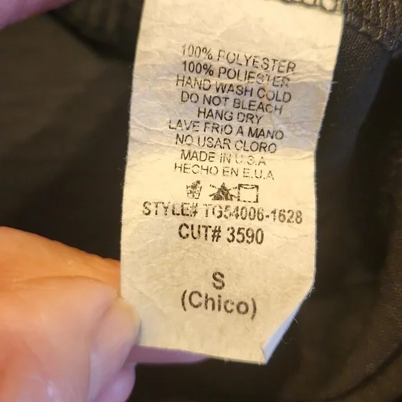 ee:Some black top size small - Picture 3 of 3